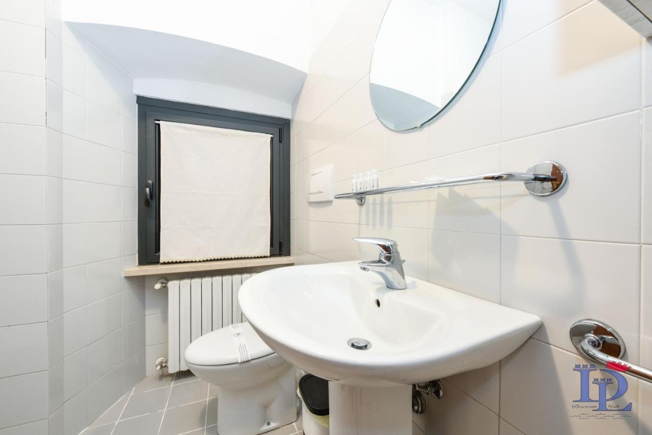 Desenzanoloft Blue Lake Star Apartment Desenzano del Garda Exterior foto